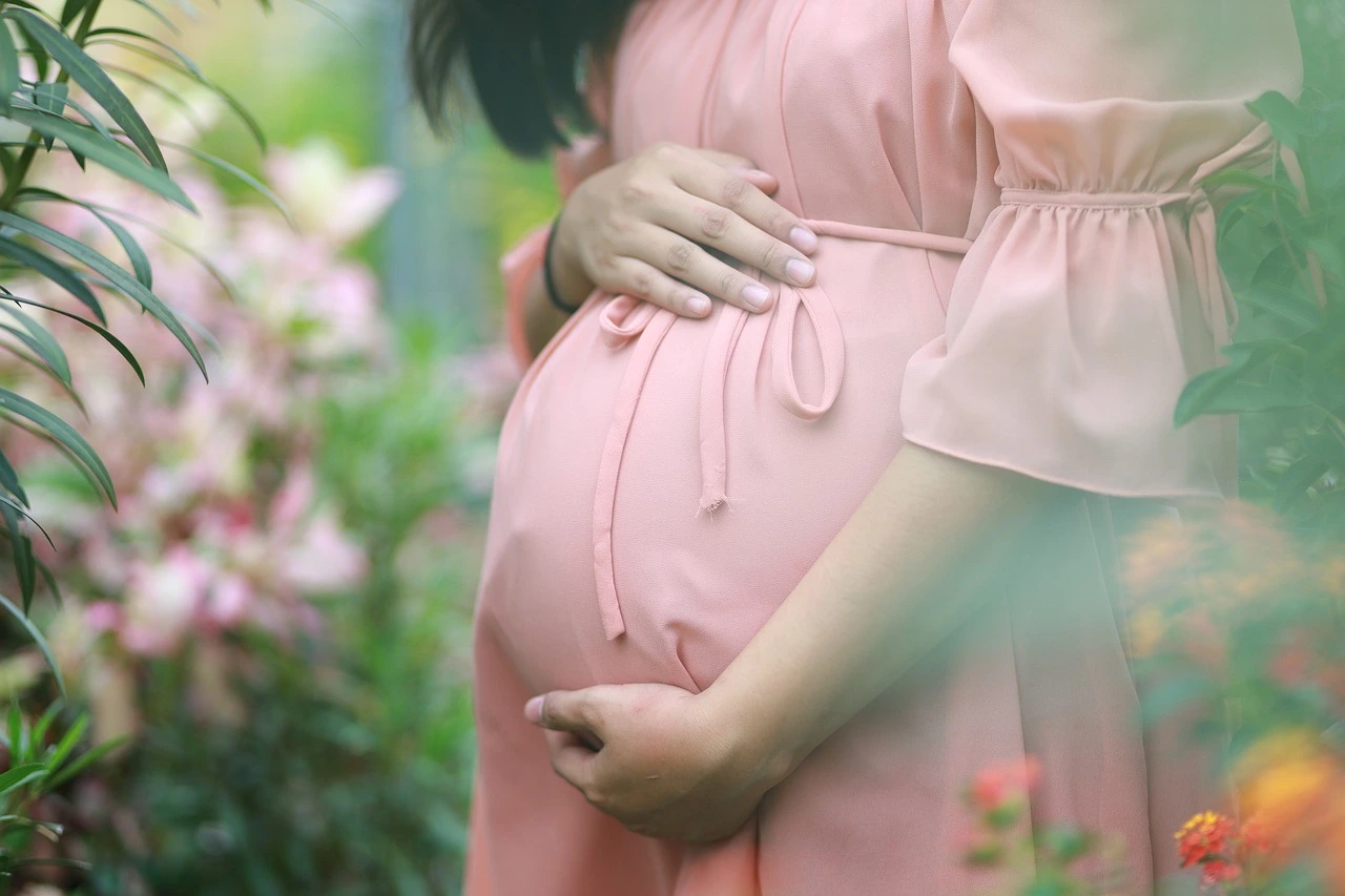 Hamilelikte Stresle Başa Çıkma: Anne ve Bebek İçin Stratejiler